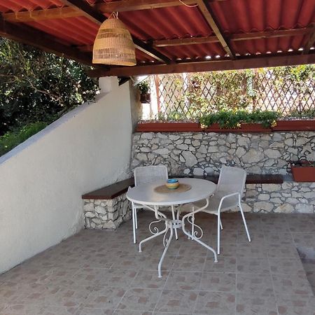 Guest House Vuljan Хвар Екстериор снимка