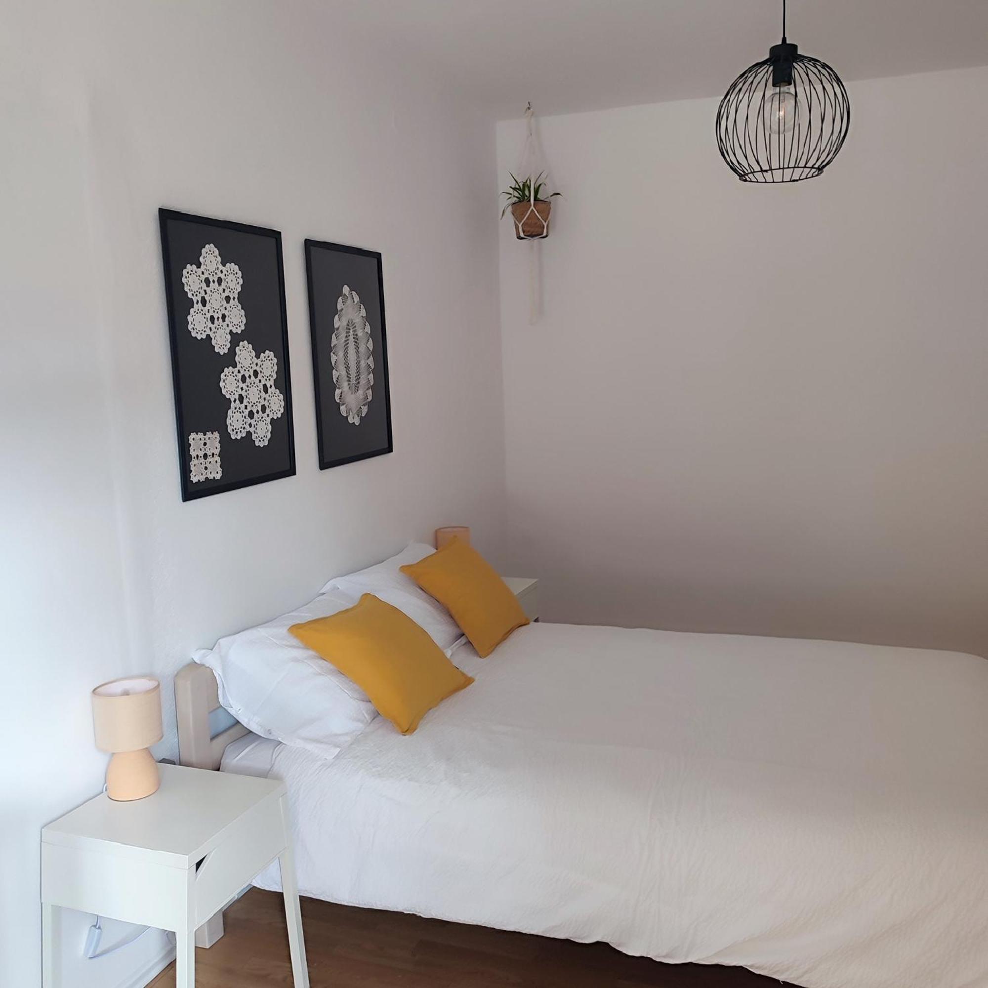 Guest House Vuljan Хвар Екстериор снимка