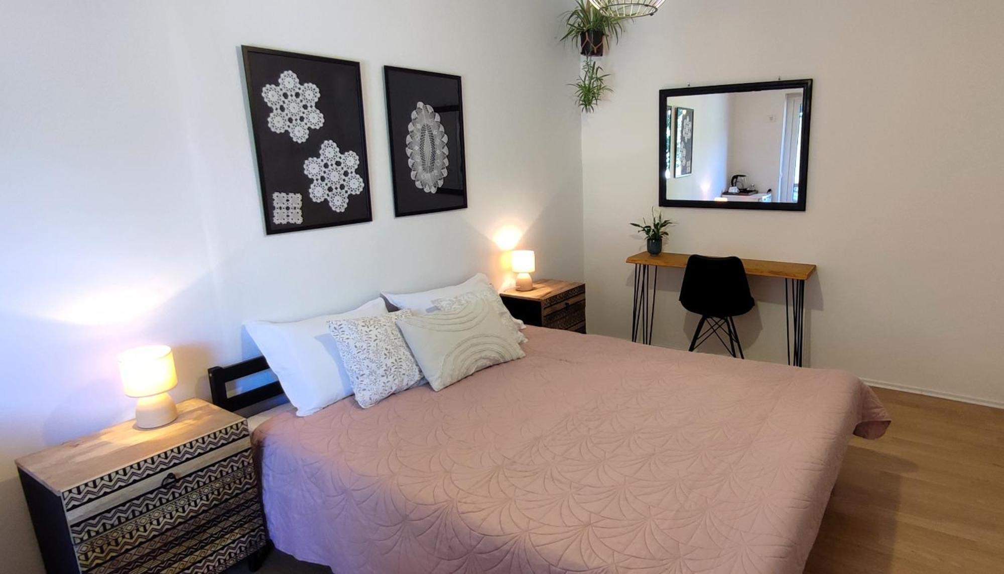 Guest House Vuljan Хвар Екстериор снимка
