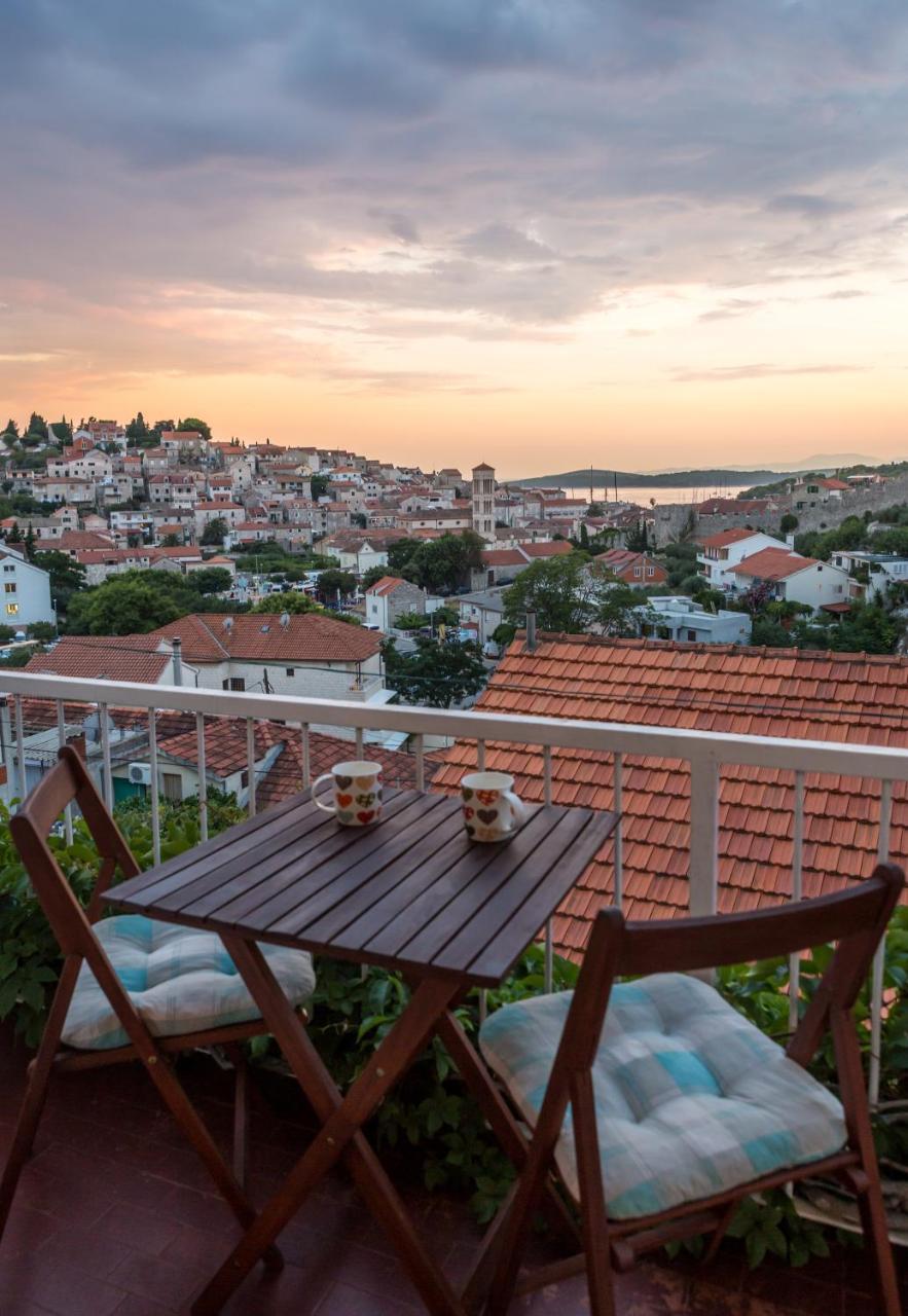 Guest House Vuljan Хвар Екстериор снимка